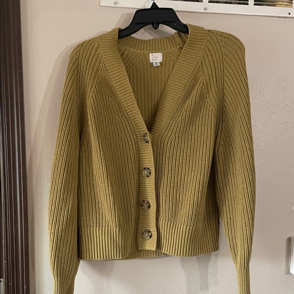 Green Button-Up Women Cardigan